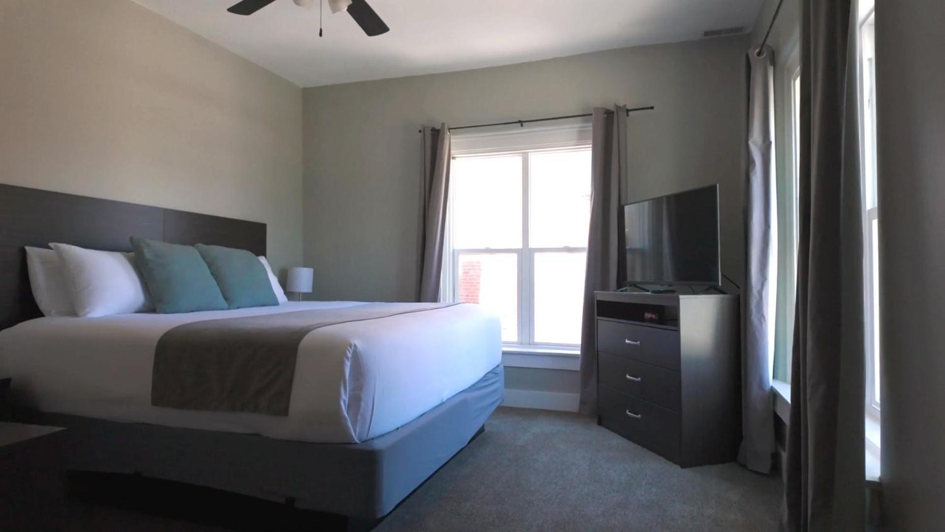The Continental Hotel Centerville エクステリア 写真